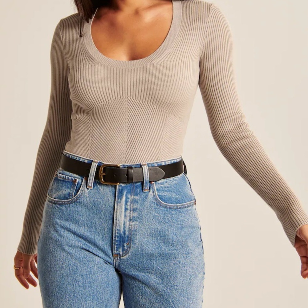 Abercrombie & Fitch | Long-Sleeve Slim Scoopneck Sweater